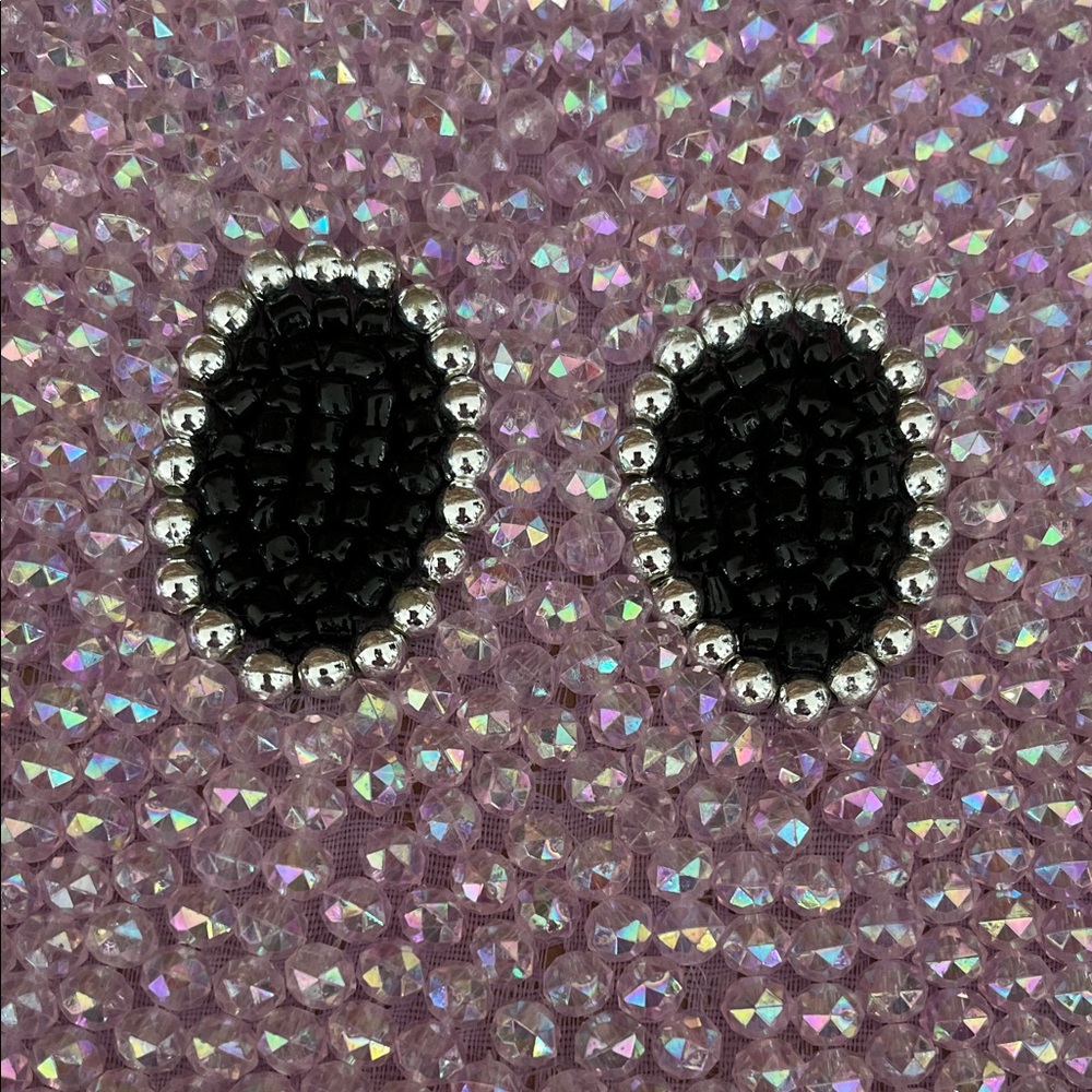 Rachel Zoe Pink Rhinestone Ghost beaded chargers - Picture 6 of 7